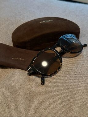 NWOT Tom Ford Pax Sunglasses